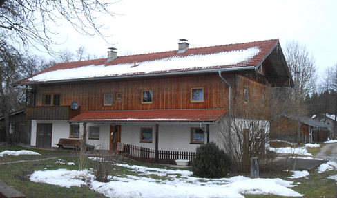 Bright 4 room apartment for rent