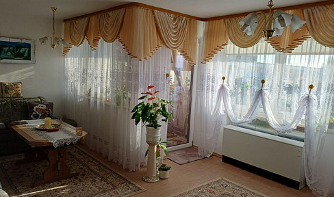 Free of commission! Rented 2-room apartment with balcony in Altdorf near LA