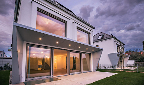 Neubau Einfamilienhaus, 2 TG Einzelstellplätzen, niedrige Nebenkosten und möglicher Einliegerwohnung