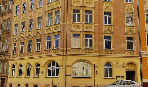 Attractive investment 2 room apartment in the Neudorfer Vorstadt