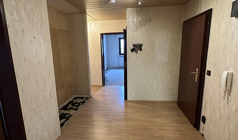 *Provisionsfrei* Helle 3,5-Zimmer-Wohnung mit - Barrierefrei/Balkon/Garage (Korber Höhe)