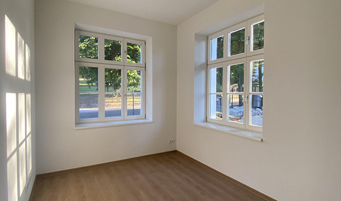 smarte Singlewohng mit Balkon und Aufzug, komfortabel, direkt an der Landeskrone