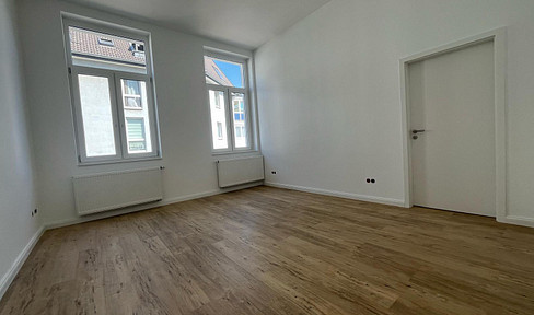 Refurbished 3-room apartment near the main station