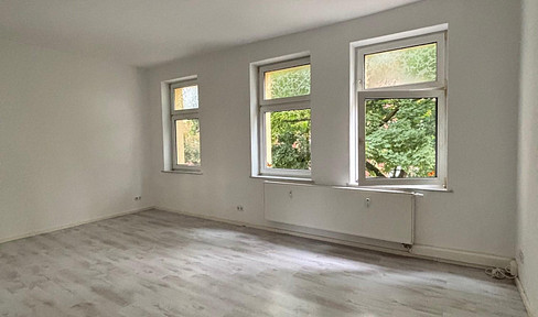 Exclusive 2-room apartment with garden and cellar