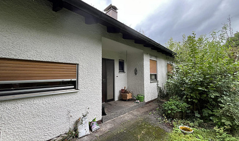 Einfamilienhaus / Bungalow 227m² in 90562 Heroldsberg (teilunterkellert)