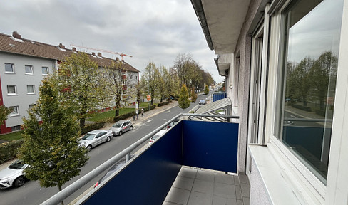 Kapitalanlage - Zentrale 3-Zimmer-Wohnung, Balkon, Stellplatz -provisionsfrei-