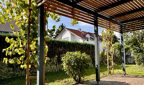 Erdgeschosswohnung im Zweifamilienhaus