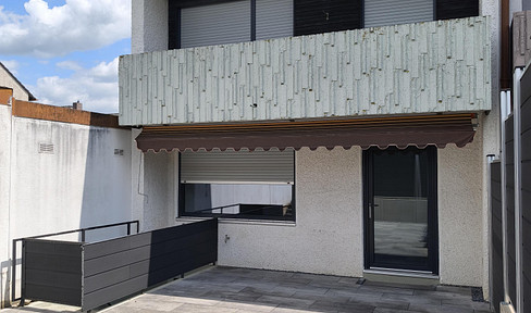 Schönes und bequem gelegenes Reihenendhaus in ruhiger Lage in Dittelbrunn.