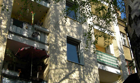 from 1.3.26: nice compact 3-room-apartment on the 3rd floor w. balcony balcony