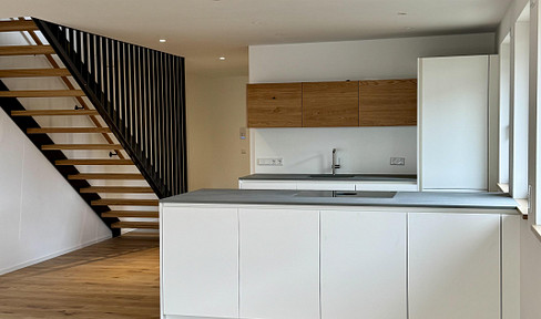 Familientraum Modernes Wohnen auf zwei Etagen - Maisonette im Stil eines Stadthauses