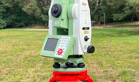 Plot at the Rodgau lido - 2,839 m² -