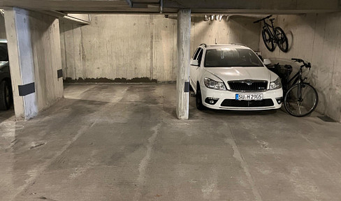 Outdoor and underground parking spaces in Alt-Hürth for cars and motorcycles