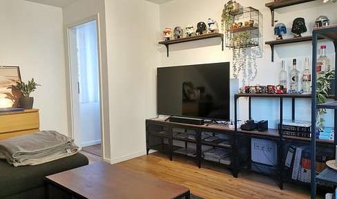 Licht & Design unterm Dach: Hochwertige 2-Zimmer-Wohnung mit Neubau-Charakter