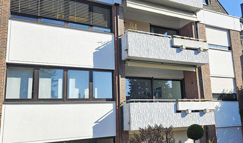 Well-maintained apartment building with 6 units