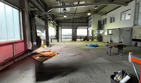 *Prov.free*11 compartment*residential building plot *ShareDeal*