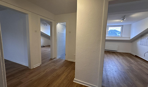 Provisionsfrei | Wunderschöne & sanierte 3-Zimmer Wohnung in Top Lage