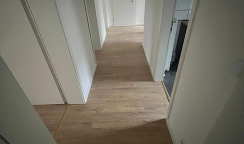 Renoviert, neue Küche & Blick ins Grüne! 4ZI KDB Balkon