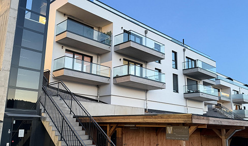 Neubau! Letzte 2-Zimmer-Wohnung, 78 qm, Aufzug, Carport