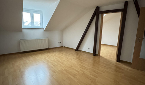 Großzügige 5-Zimmer Wohnung mit Charm - ideal für Kreative