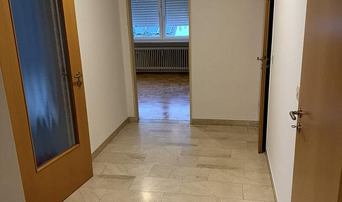 Wohnung 1. OG in Top Lage mit Balkon / 75 qm