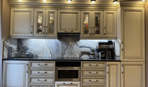 Beautiful 5-room apartment for sale.