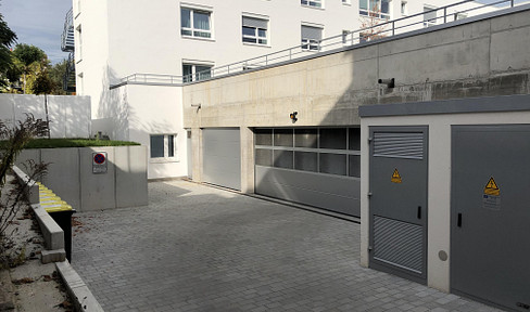 Ground floor warehouse space as good as new with office for rent