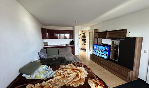 Provisionsfrei: Charmante 2-Zimmer-Wohnung mit Stellplätzen in Toplage von Erding-Klettham