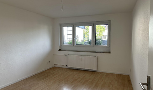 helle, renovierte 2-Zimmer-Wohnung in Flingern