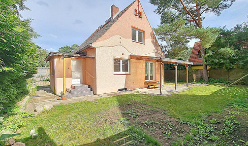 Wald und wassernahes Wohnglück im gepflegten, bezugsfertigen EFH – in Müggelheim -provisionsfrei.