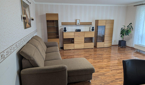 Attraktive 4-Zimmer-Eigentumswohnung mit großer Loggia, Hobbyraum & Garage – provisionsfrei