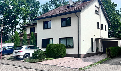 CHARMANTE DOPPELHAUSHÄLFTE IN BEGEHRTER LAGE DER HARDWALDTSIEDLUNG OFTERSHEIM