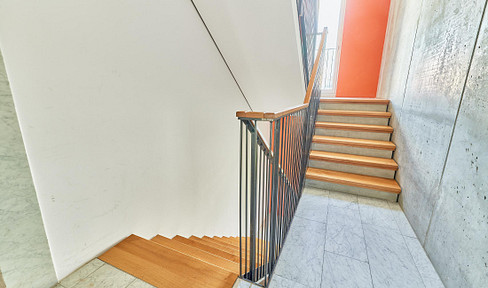 4 room - 128 sqm loft apartment, 150m to the Main, built 2007