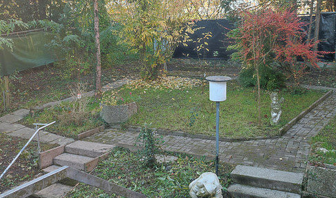 Sonnige 2-Zi-Terrassenwohnung mit Garten