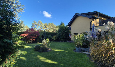 Very well-kept property in a quiet green oasis - move in and feel good