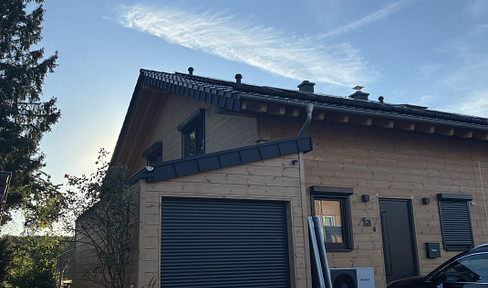 Free of commission!!! Exclusive semi-detached house in Odenthal-Scheuren