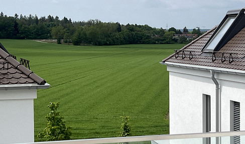 2 1/2 room roof terrace maisonette in Planegg with low service charges