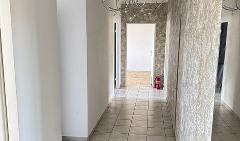 Spacious city center apartment