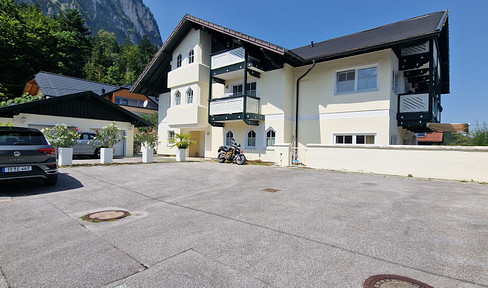 SALZBURG OUTSKIRTS NOBLE COUNTRY HOUSE