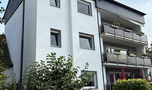 Apartment building perfect for investors!