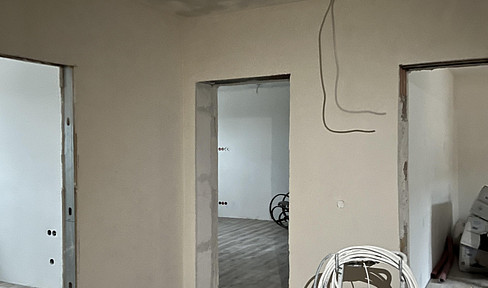 Modern 3-room ground floor apartment in Ahnatal-Weimar - first occupancy after core refurbishment KFW75