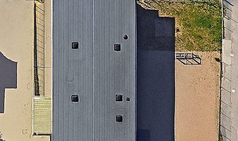 Commercial property for offices or social institutions