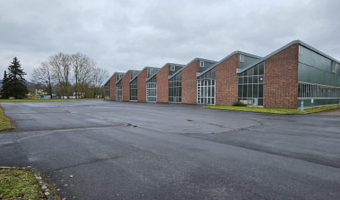 Versatile production hall & warehouse 2,800 m² + 9,400 m² open space in Wertheim-Bestenheid