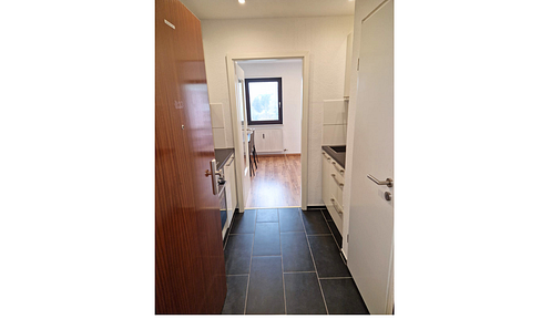 Vollausgestattetes Mikroapartment in KA-Weststadt – Balkon, TG, Airbnb möglich, frei