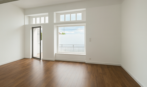 Office/business premises for sale near the train station