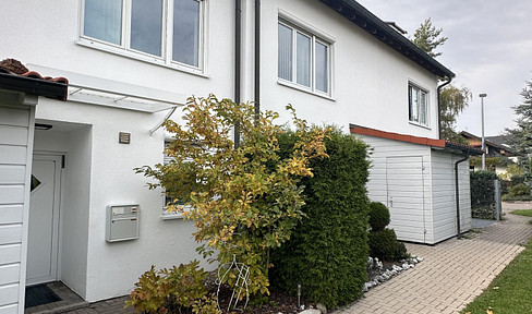 Naturnah & modern! Reihenmittelhaus mit Kfz-Stellplatz