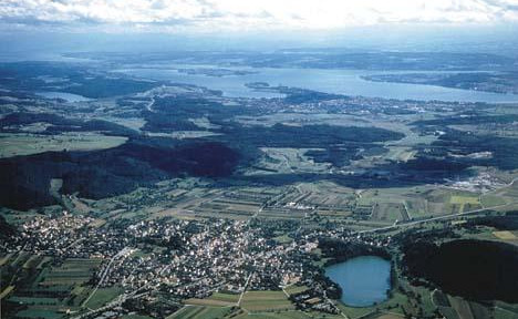 Wohnhaus mit großem Grundstück - Neubau möglich