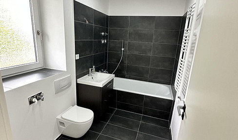 Bezugsfreie Wohnungen nebeneinander. Einzel- oder Paketkauf.