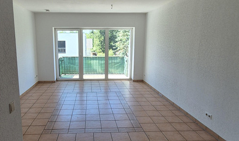 Reserviert: Bezugsfreie 4-Zimmer Wohnung mit Fußbodenheizung, Keller und Stellplatz in Mahlsdorf