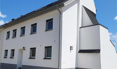 Stylishly renovated house with special flair and modern energy efficiency