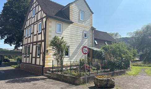 Charmantes Mehrfamilienhaus in Rotenburg an der Fulda